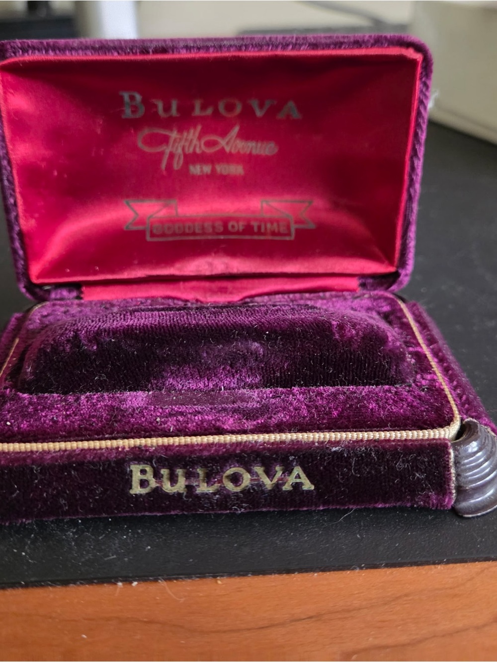 Bulova Velvet Jewelry Box in Plum and Ruby